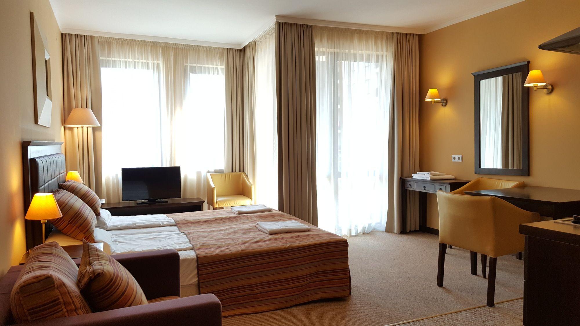 Royal Beach Private Apartments Napospart Kültér fotó