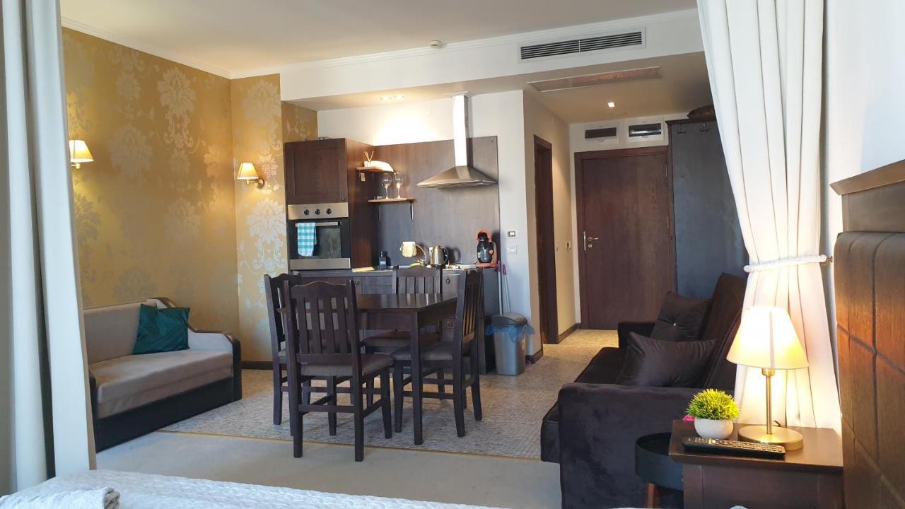 Royal Beach Private Apartments Napospart Kültér fotó