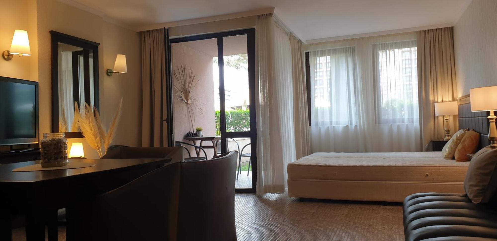 Royal Beach Private Apartments Napospart Kültér fotó