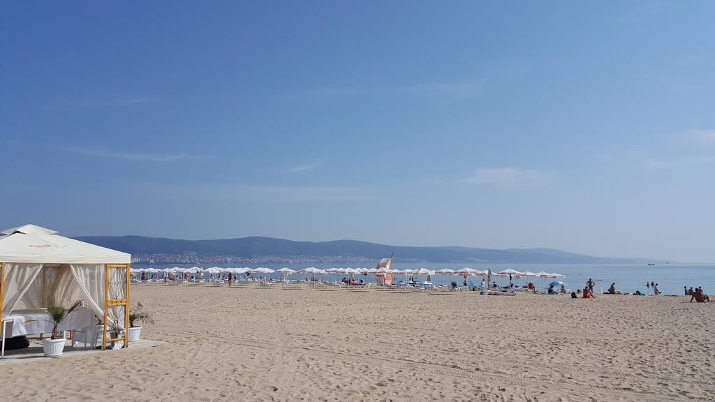 Royal Beach Private Apartments Napospart Kültér fotó