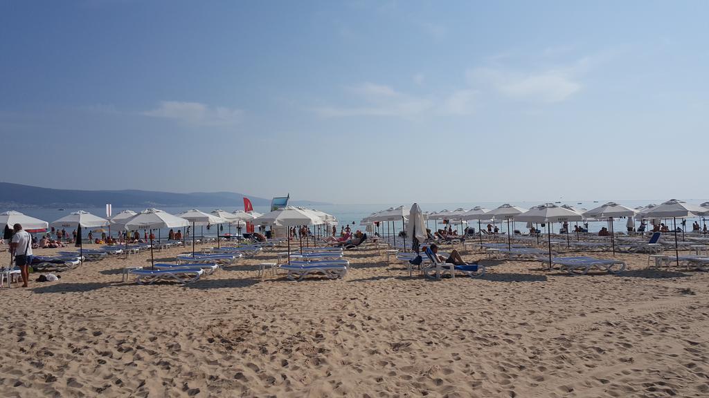 Royal Beach Private Apartments Napospart Kültér fotó